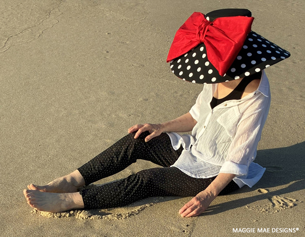 Corinne polka dot hat for tea